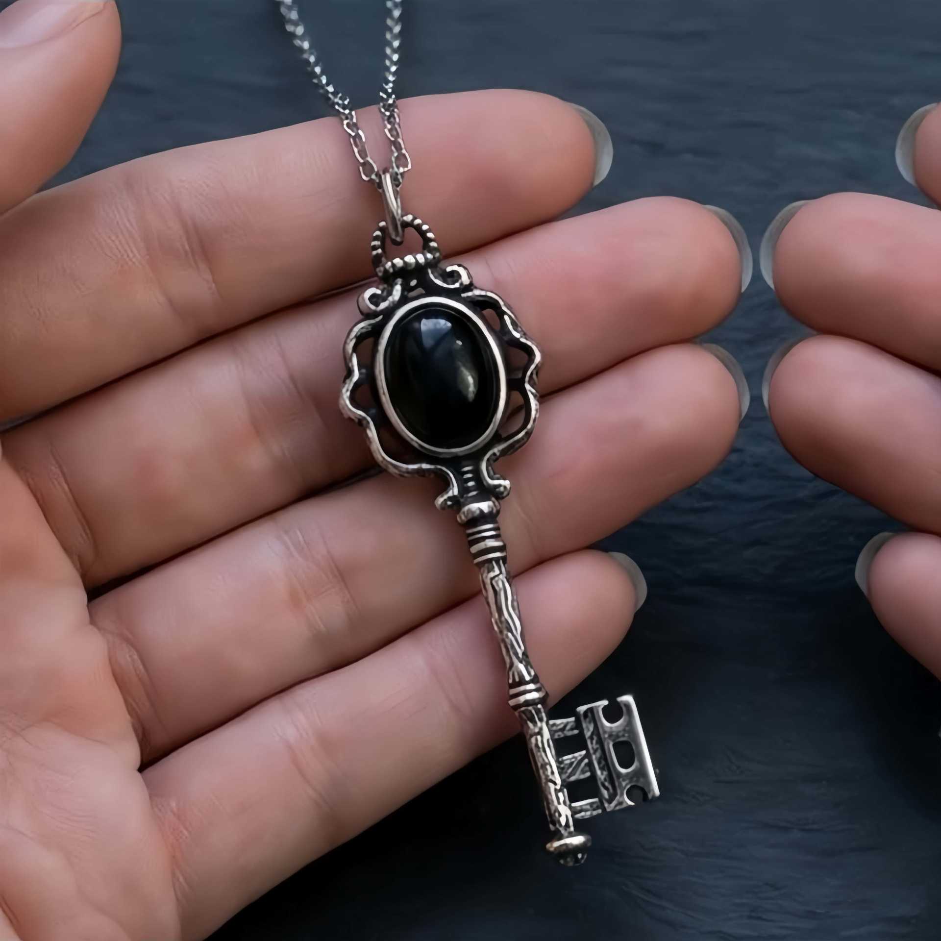 Gothic Vintage Sliver Color Ke - Chain Lock Combination review and price
